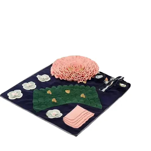 Chien assis sur une table avec une plante au milieu, tapis interactif offrant une expérience unique Transparent Background
